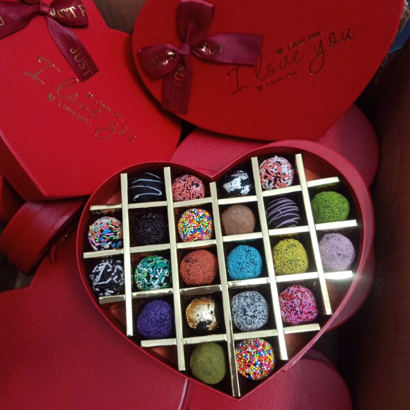 SOCOLA VALENTINE món quà ý nghĩa dành tặng 14/2 ( tổng hợp tất cả các mẫu)