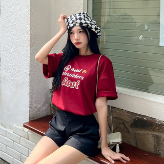 Áo thun "đau vai cổ gáy" h&s - introvert boy club