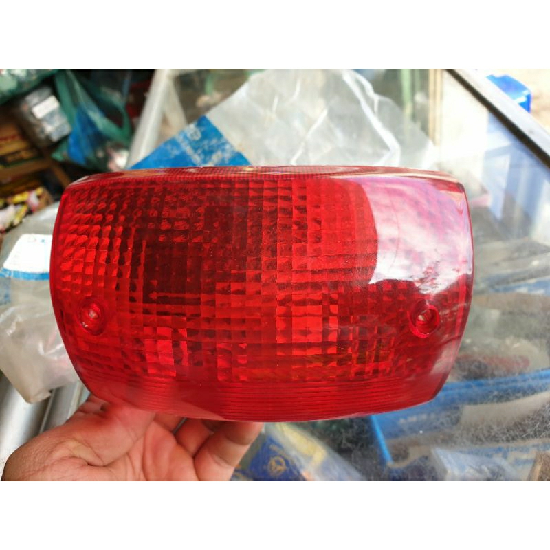 Nắp chụp đèn sau SYM Magic 100