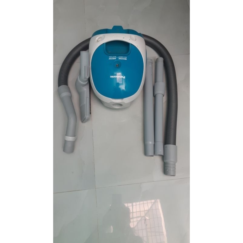 Máy hút bụi panasonic MC-CG333