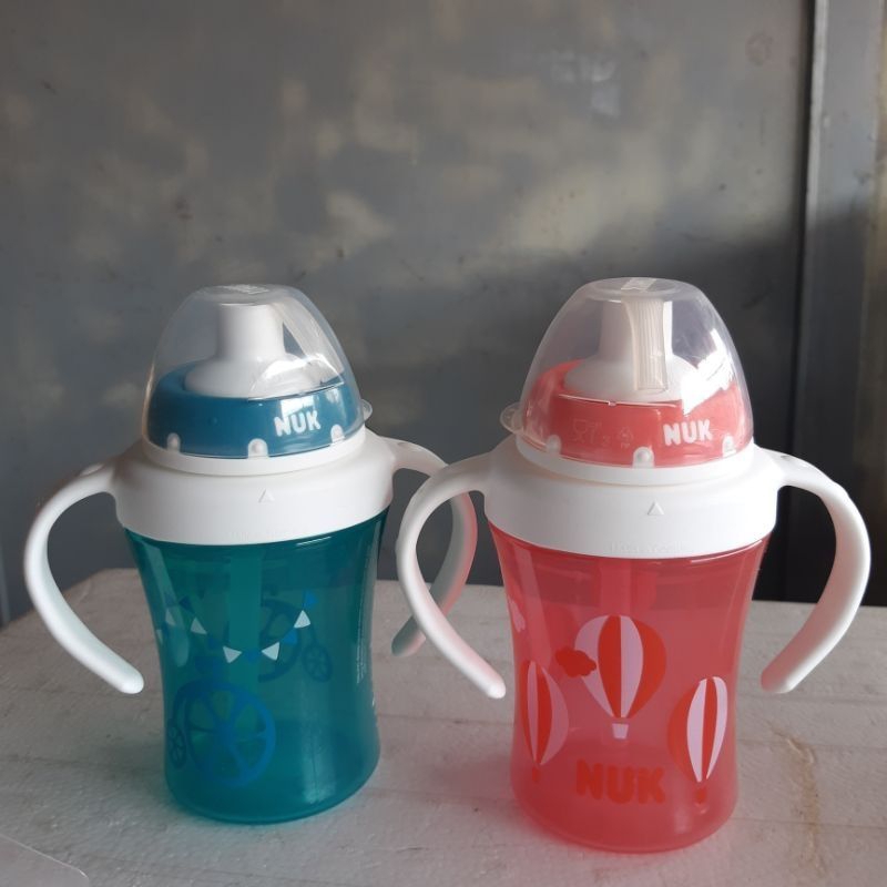 Bình tập uống nước cho bé Nuk - giao màu ngẫu nhiên