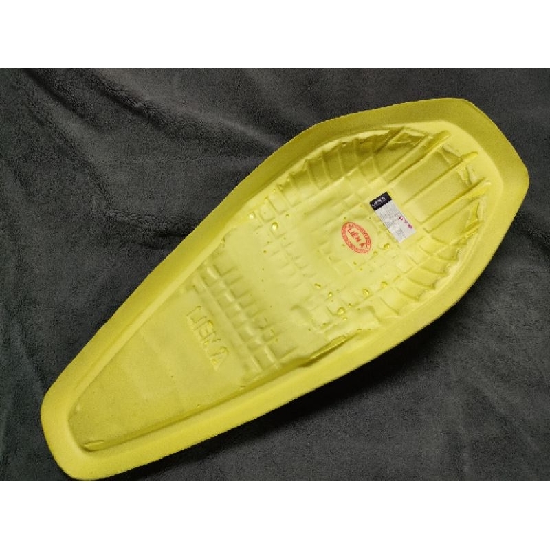 Nệm Liên Á Yên Xe Vario loại mềm gọt cạnh góc sắc sảo