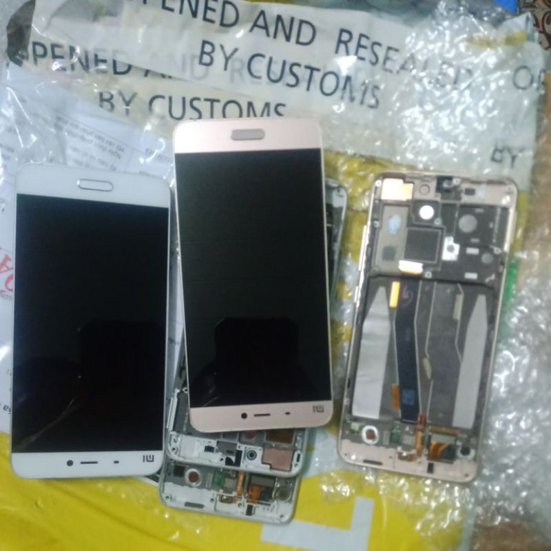 Màn hình Xiaomi Mi 5 liền khung có nút home