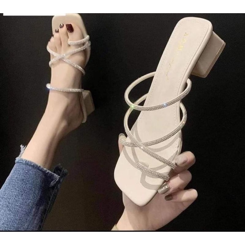 Giày dép guốt 4 cm nữ chéo xoàn xỏ ngón siêu kute bigsize 35_45