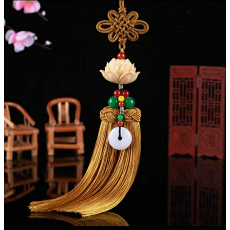 Khánh treo ô tô đài sen, dây treo ô tô hình hoa sen