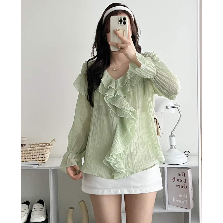 Áo Sơ Mi Tơ Nhăn Cổ V Phối Bèo Dài Tay Phong Cách Tiểu Thư Hàn Quốc