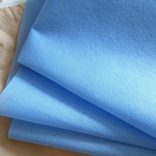 Vải không dệt màu xanh