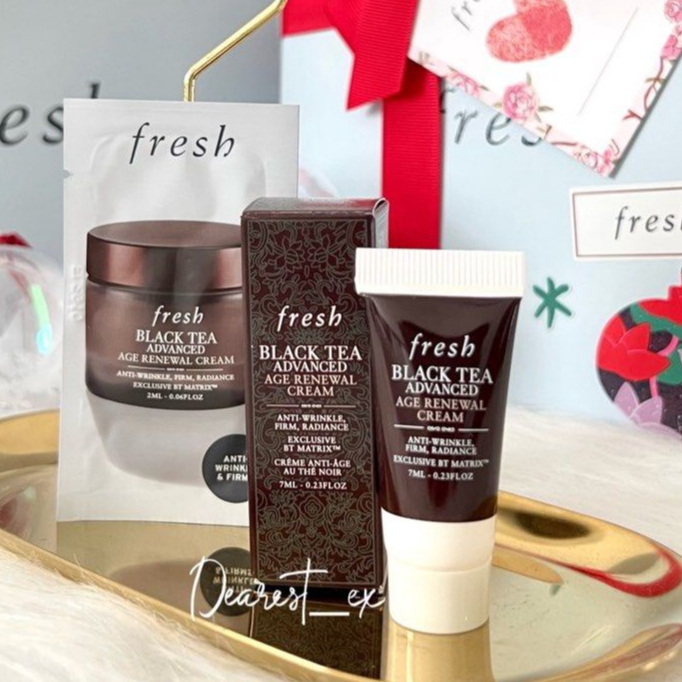 Kem Dưỡng Ẩm Siêu Chống Lão Hóa Fresh Black Tea Advanced Age Renewal Cream