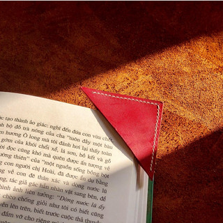 Kẹp Sách Đánh Dấu Trang Da Thật Bookmark Góc Tam Giác Triangle Size Mini