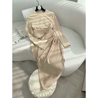 set áo body tay dài và chân váy lụa dài 2M