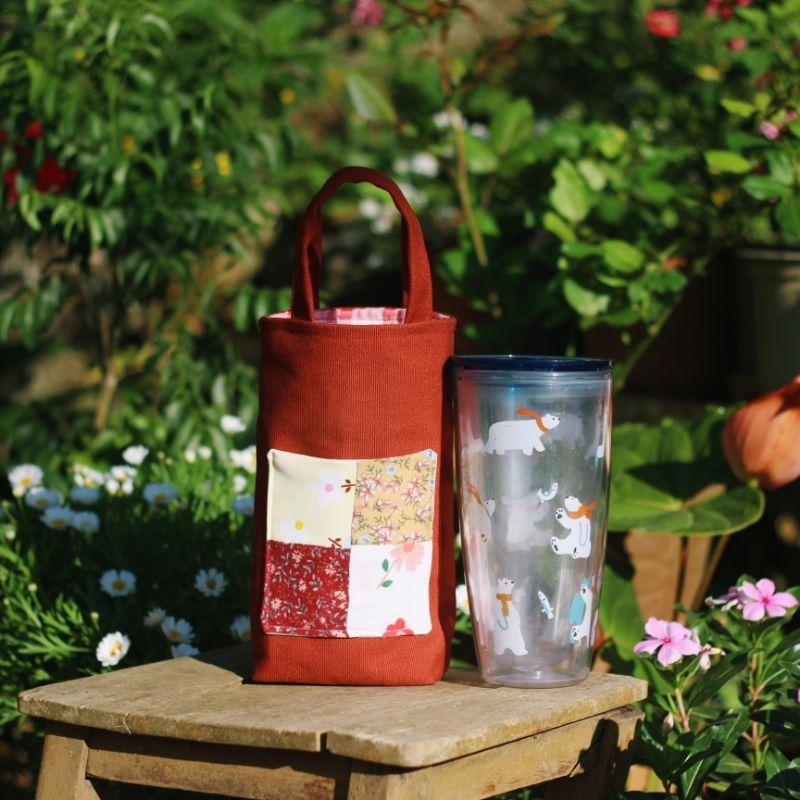 Túi vải canvas đỏ Hoa Hoè handmade 100% đựng bình nước hoạ tiết hoa nhí vải ghép quilts