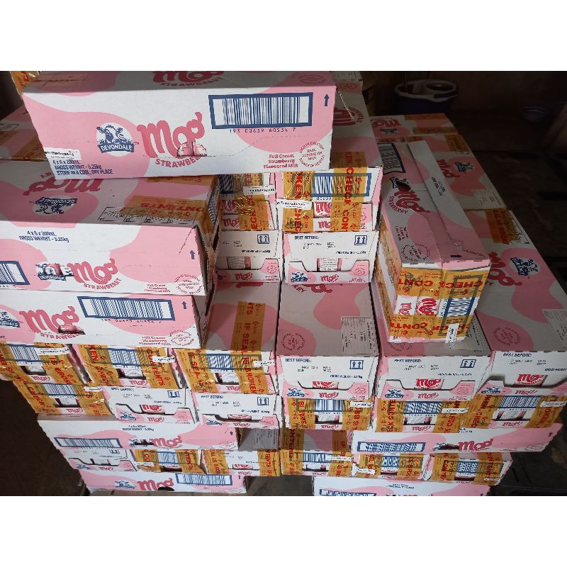 SỮA ÚC DEVONDALE DÂU 200ML