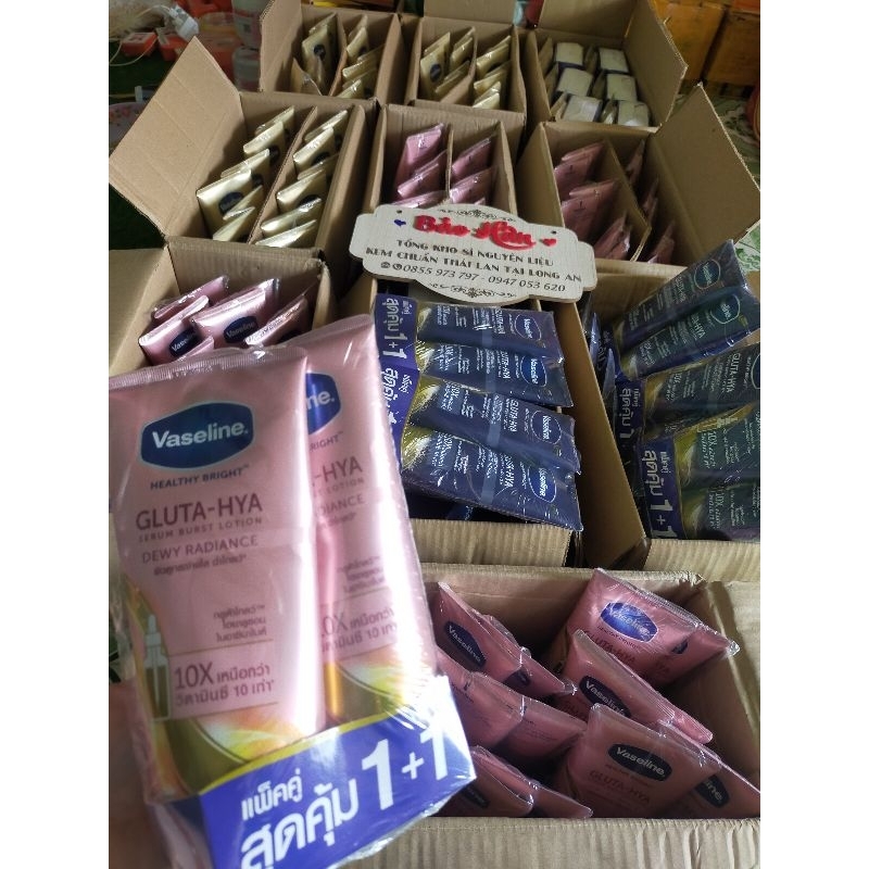 dưỡng vaseline hồng