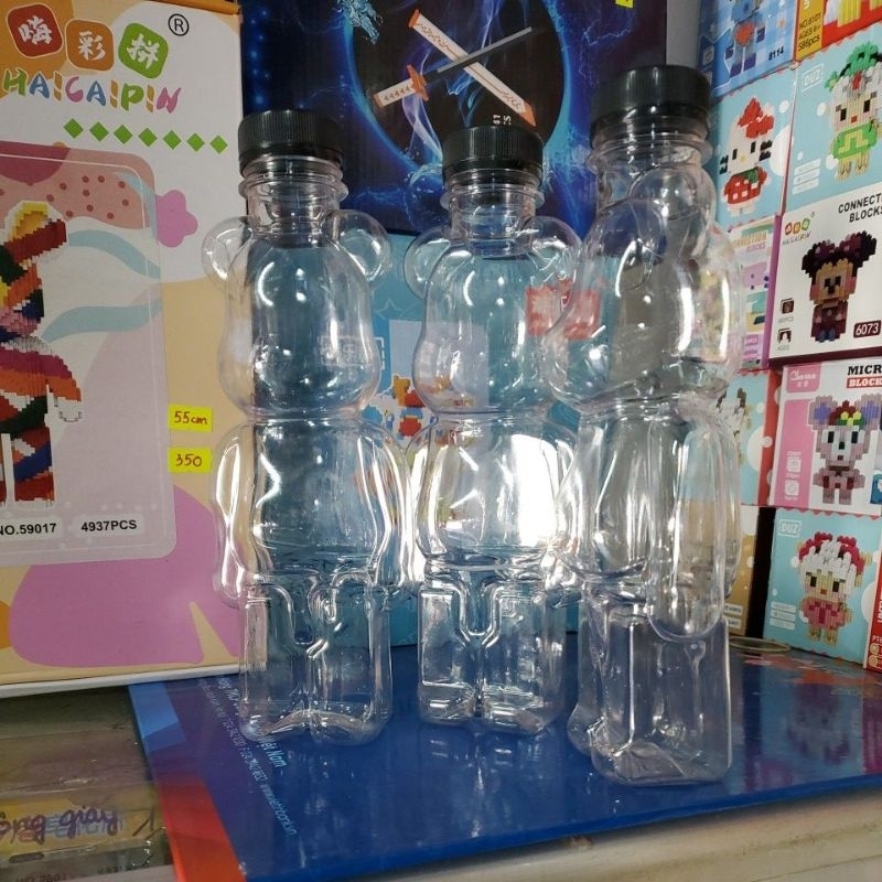1 bình nước gấu bearbrick 500ml