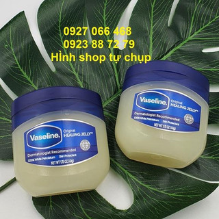 Sáp Dưỡng Ẩm Da Đa Năng Vaseline 49g Original