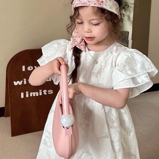 Váy Trắng Công Chúa Bé Gái WOWKIDS Tay Cánh Tiên Chất Liệu Gấm Hoa Cao Cấp Cho Bé Từ 12-24kg