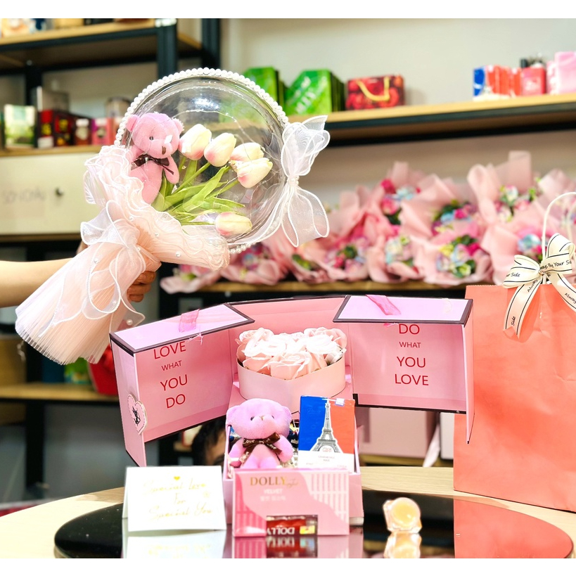 Quà sinh nhật cho nữ, quà tặng sang trọng Hafood có son môi, nước hoa, gấu bông, hoa sap loại 1