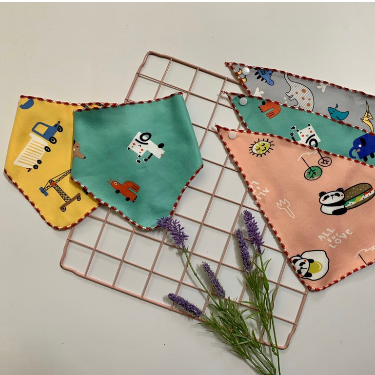 Yếm cho bé, Khăn Yếm tam giác xô cúc bấm xuất nhật, 100% cotton họa tiết dễ thương