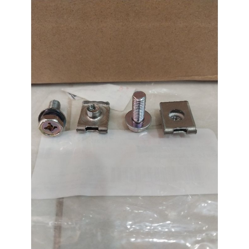 ốc và bát gắn quạt làm mát Ex 4số 5số KHÁCH HÀNG XEM KỸ SP TRƯỚC KHI CHỌN.