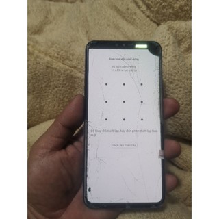 Điện thoại lg v40 màn vỡ như ảnh lúc thì nhấp nháy bán giá hỏng màn hình thức như ảnh và video ảnh là ảnh thật