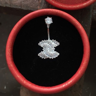 Khuyên rốn bạc chuẩn chaner