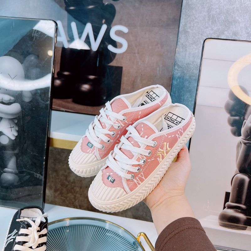 Sục thể thao bé