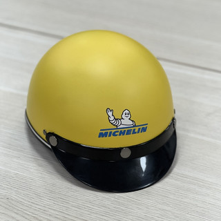 Nón bảo hiểm Michelin mẫu mới 2023. Mũ bảo hiểm Michelin mẫu mới 2023 Quà tặng