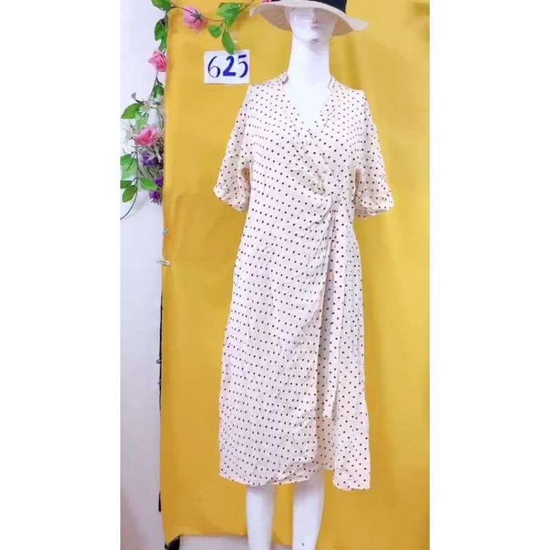 đầm đắp chéo chấm bi (dưới size M/M+). S625