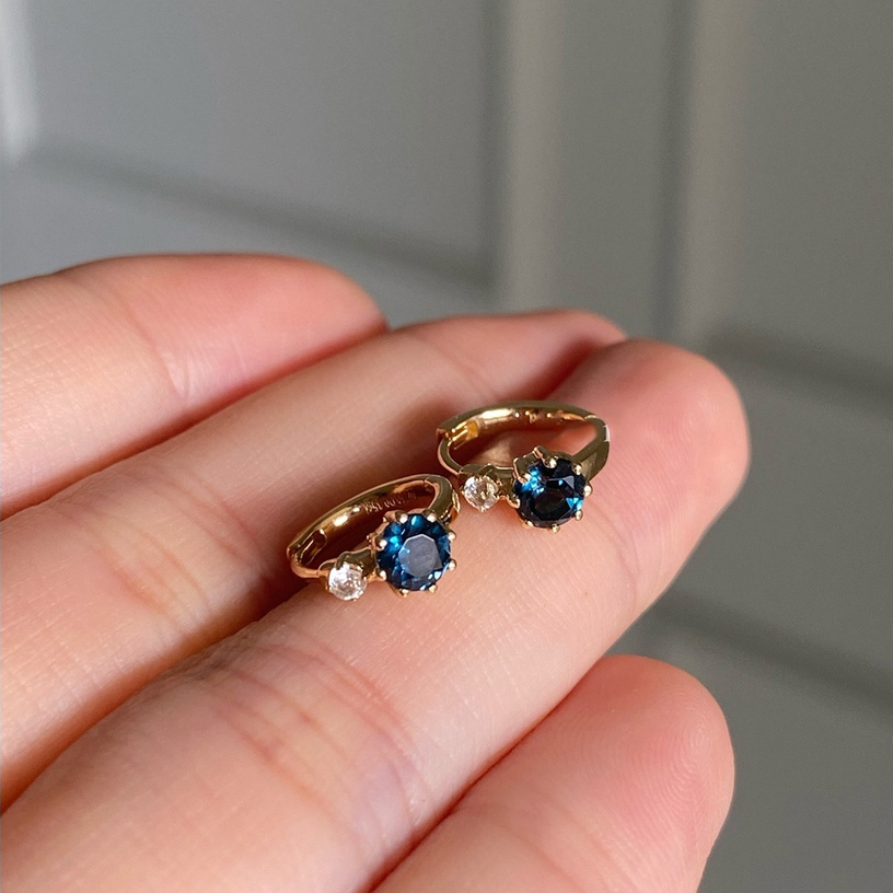 Bông Tai Bạc JUNIE, Kiểu Dáng Mini Ôm Vành Tai Đính Đá Zirconia E-PARIS