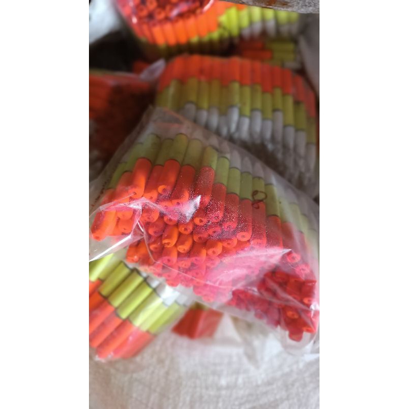 Phao Xốp Câu Cá Dài 8 cm