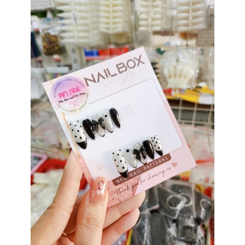 móng giả nhũ mix đen