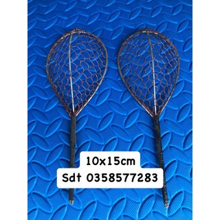 1 đôi vợt đánh cá 10x15 bằng đồng.