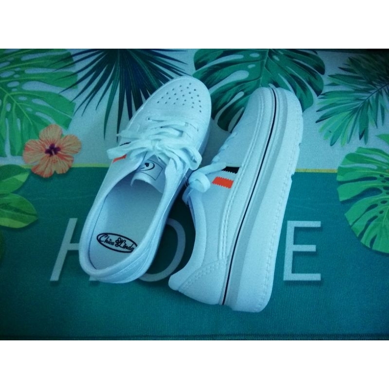 GIẦY THỂ THAO NỮ ĐẸP