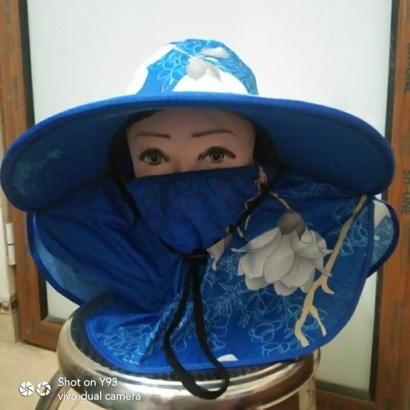 Mũ vành rộng có màn che chống nắng