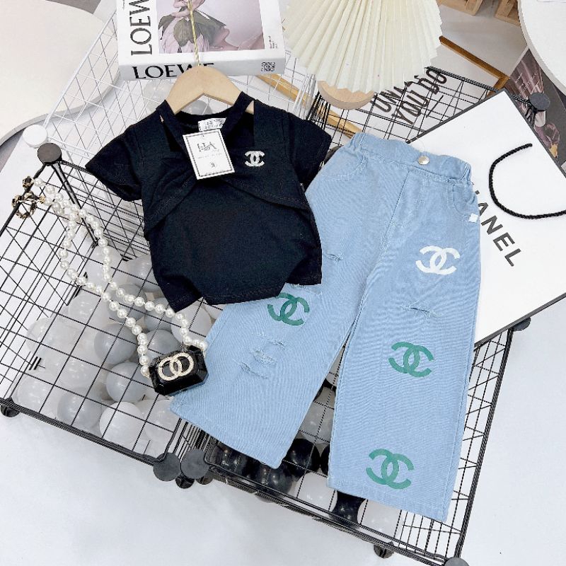 Bộ  quần xuông áo xoán thân sang chảnh bé gái