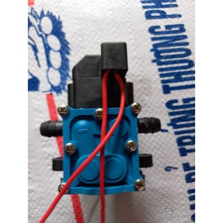 đầu moto bơm mini 12v ( tưới cây, phun thuốc sâu, phun sương)