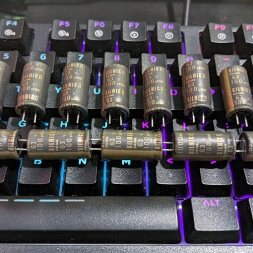 Tụ Elna Silmic II 100uf 63V NOS