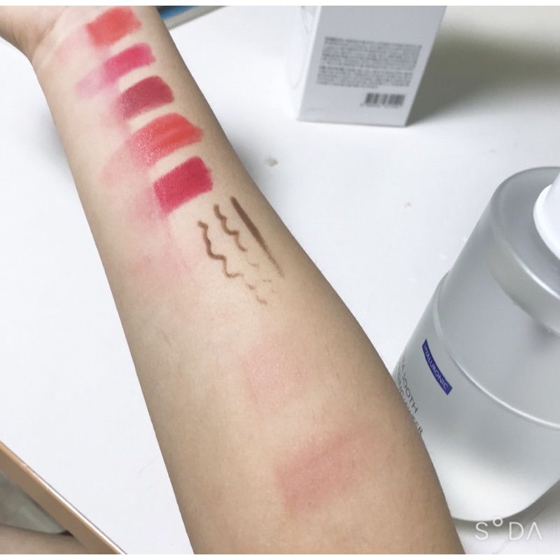 Nước tẩy trang Histoire naturelle Hydra Sooth Cleansing Water Date mới