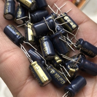 1 con tụ Panasonic  FC 47uf/35v