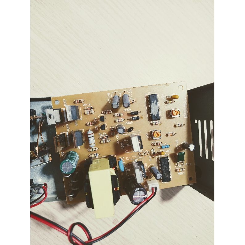 Bo inverter 120w chuyển điện 12v lên 220v