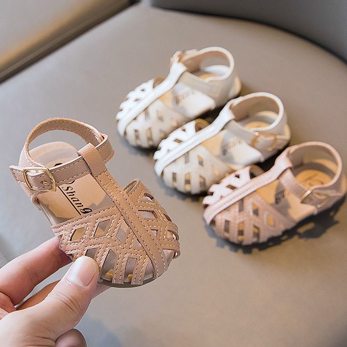 Dép sandal tập đi bé gái siêu mềm 0-3 Tuổi, mũi rọ dễ thương chống trơn trượt quai dán