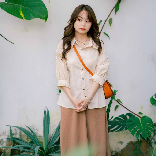 Xoăn | Sơ mi Linen Hoa Trà bản tay cánh dơi, đáp ren tay vintage kiểu Nhật