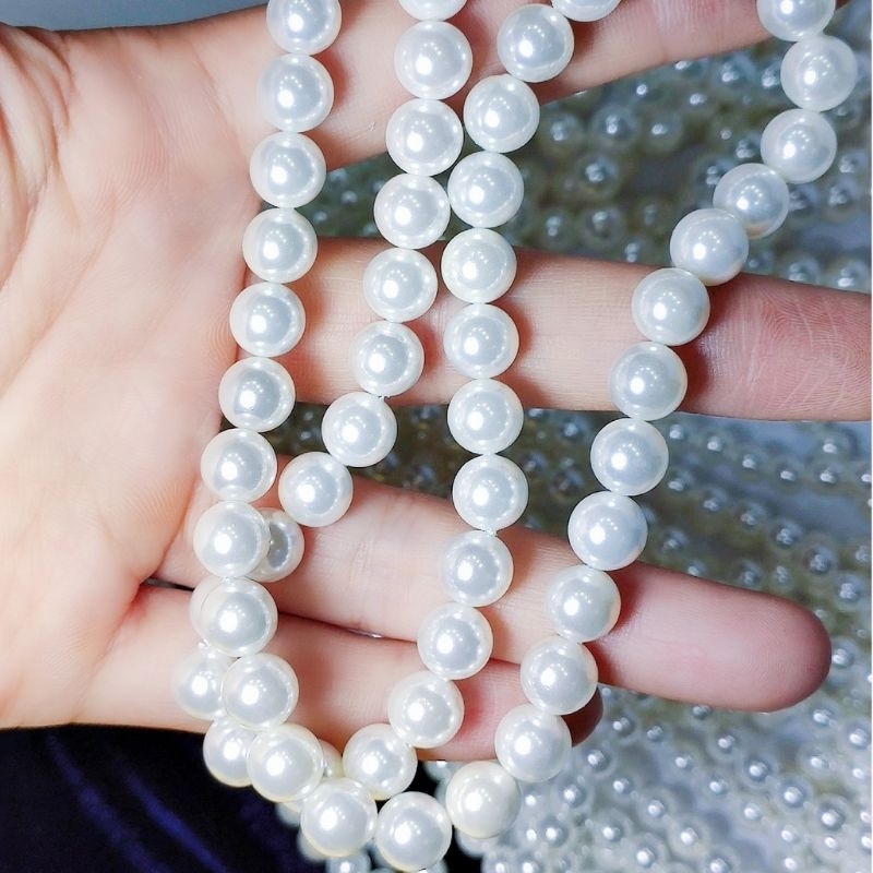 Chuỗi dây hạt ngọc trai nhựa 10mm màu trắng xâu sẵn dùng chụp ảnh sản phẩm,chụp nail,