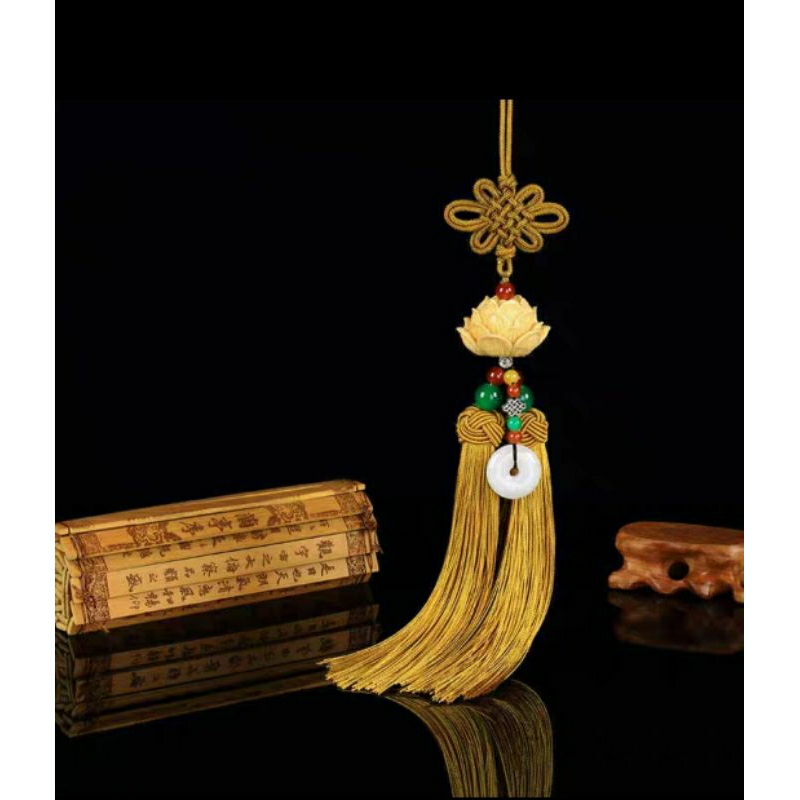 Khánh treo ô tô đài sen, dây treo ô tô hình hoa sen