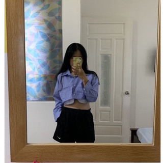 Set crop sơ mi kẻ xanh short đen