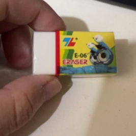 1 Viên Gôm Tẩy Bút Chì TL - E06
