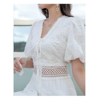 HÀNG NHẬP - ĐẦM MAXI XÔ LỤA TRẮNG PHỐI REN