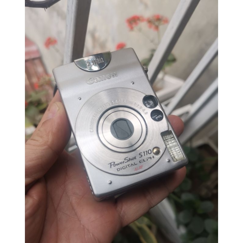 Máy ảnh số dòng cao cấp Canon Power Shot S110, 2.1Megapixel ảnh chuẩn xưa vintage