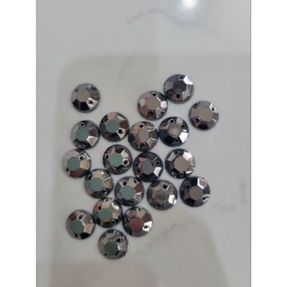 30 hạt đá nhiều màu đính trang trí.