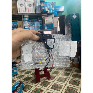 Công tắc máy vặn vít 18v dtd149 makita 650771-5